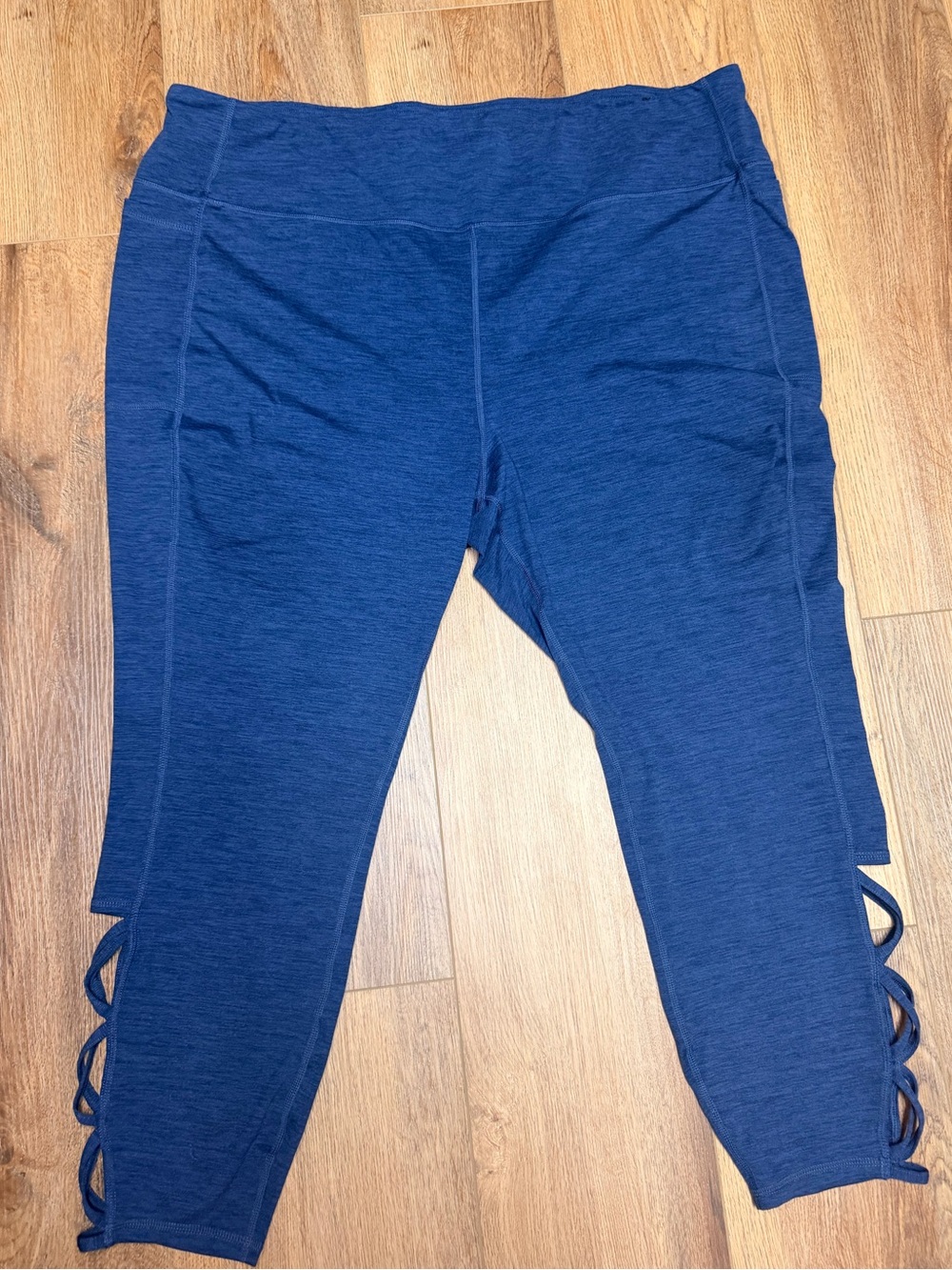 Torrid Performance Core Crop Navy Lattice Detail Active Legging 4X High Rise